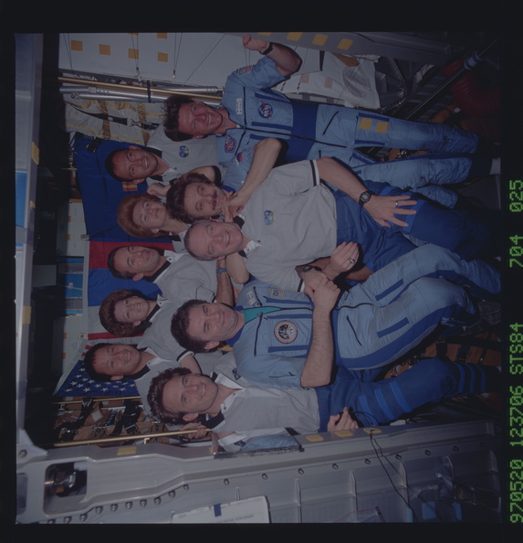 STS084-704-025.jpg