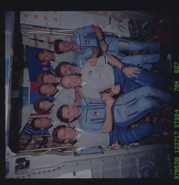 STS084-704-027.jpg