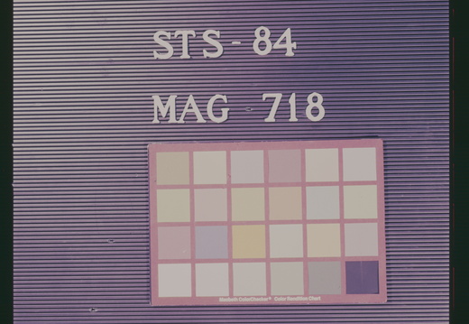 STS084-718-000
