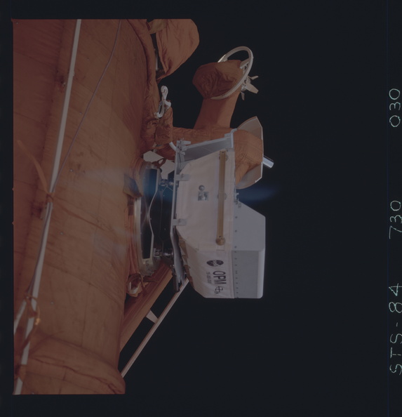 STS084-730-030.jpg