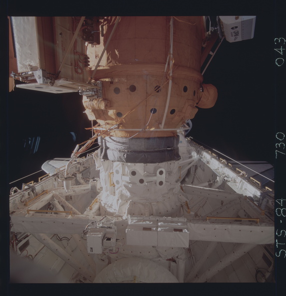 STS084-730-043.jpg