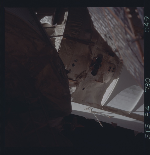 STS084-730-049.jpg