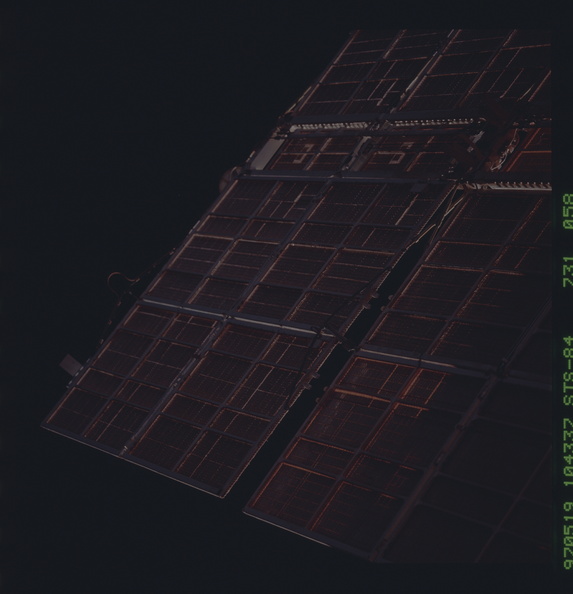 STS084-731-058.jpg