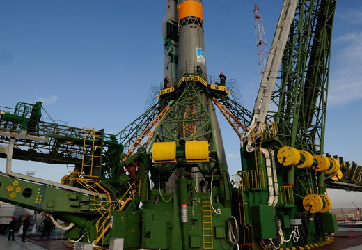 expedition-18-soyuz-tma-13-rollout 9443727217 o