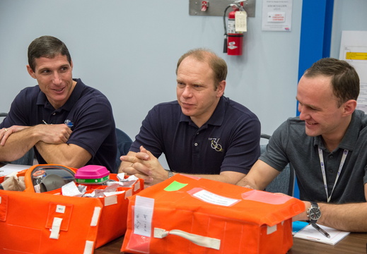 nasa2explore 8426430411 Expedition 37 Emergency Scenario Training Session
