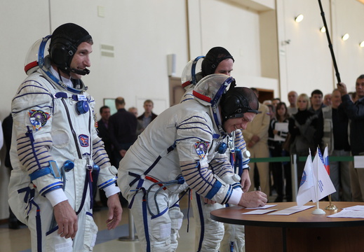 nasa2explore 9672348177 Soyuz Commander Oleg Kotov Signs In for Qualification Exams