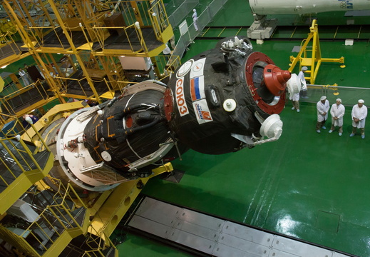 nasa2explore 9824835403 Soyuz TMA-10M Encapsulation