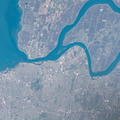 nasa2explore_51132144063_Grand_Island_splits_the_Niagara_River.jpg