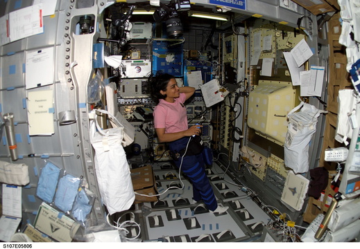 STS107-E-05806