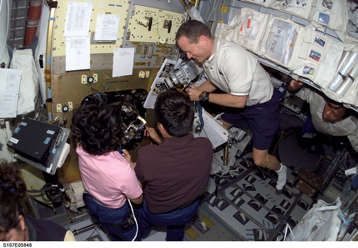 STS107-E-05848
