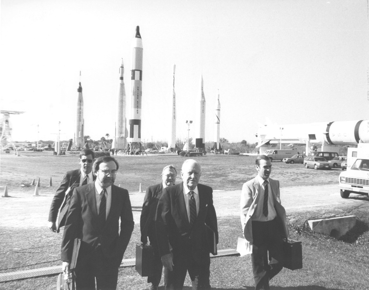 members-of-the-rogers-commission-arrive-at-ksc_16318179667_o.jpg