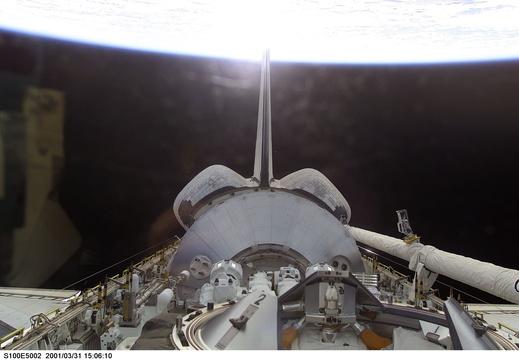 STS100-E-5002