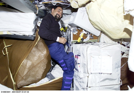 STS100-E-5041