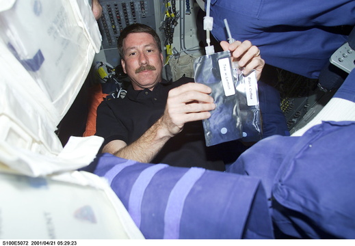 STS100-E-5072
