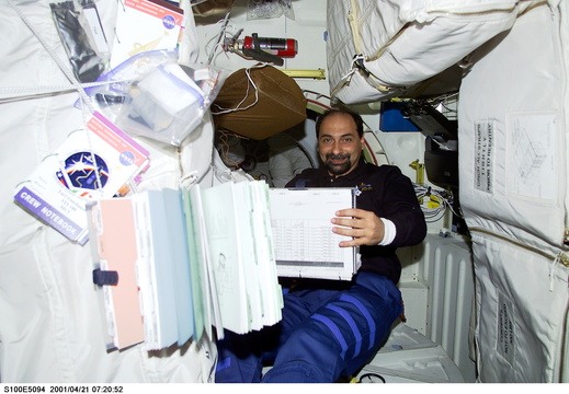STS100-E-5094