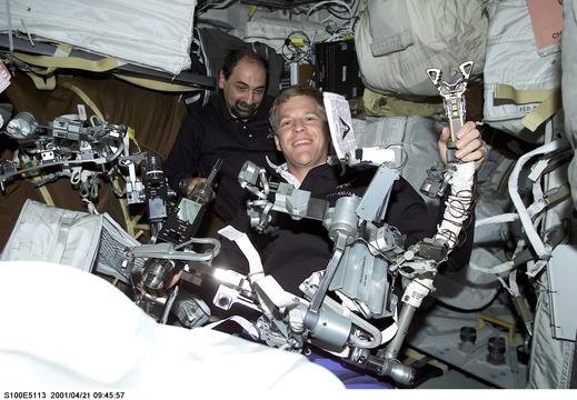 STS100-E-5113