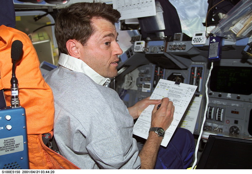 STS100-E-5150
