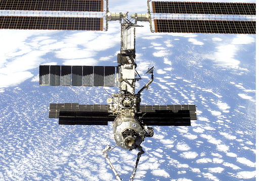 STS100-E-5958