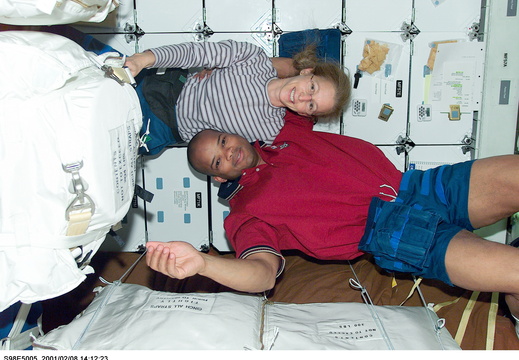 STS98-E-5005