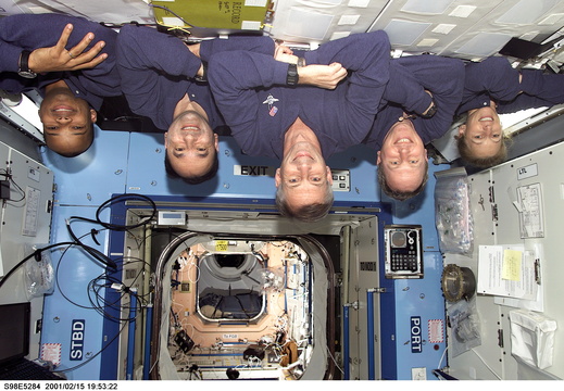 STS98-E-5284