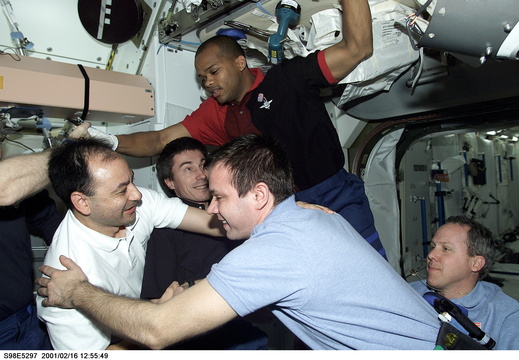 STS98-E-5297