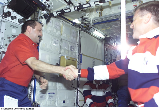 STS105-E-5102