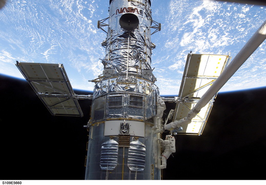 STS109-E-5660