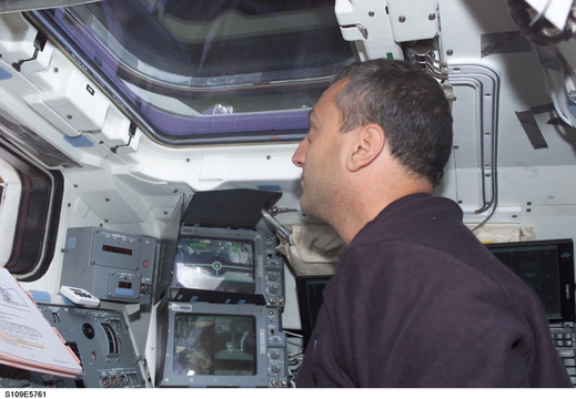 STS109-E-5761