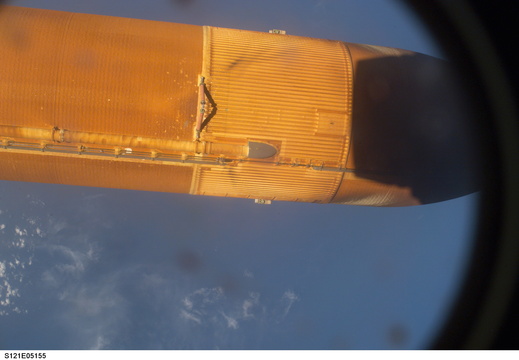 STS121-E-05155