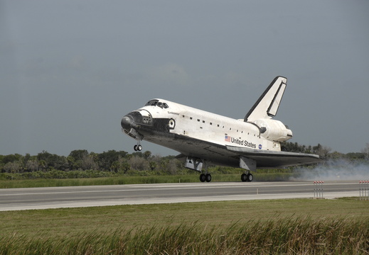 STS127-S-070