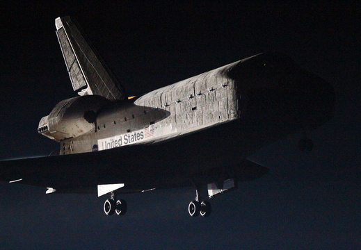 STS130-S-124