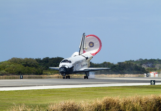 STS133-S-107
