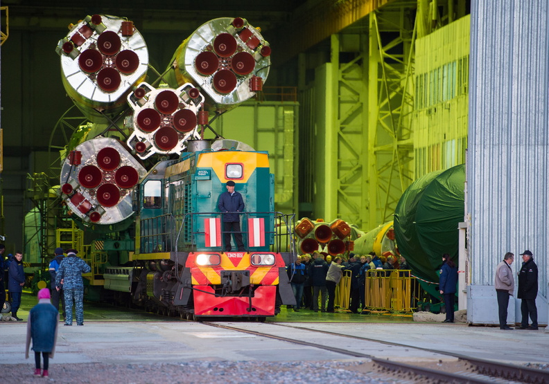 expedition-51-rollout_33968597351_o.jpg
