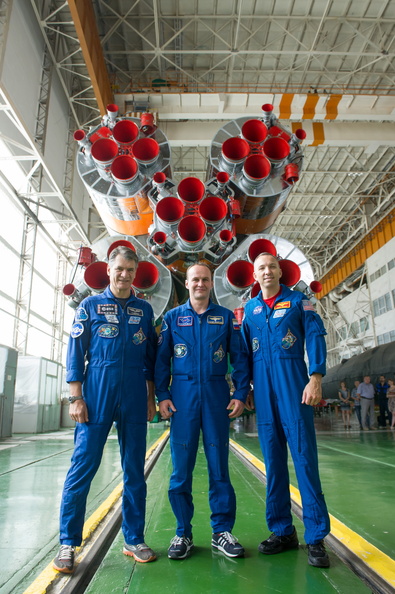 expedition-52-53-crew-with-soyuz-rocket_35962651272_o.jpg