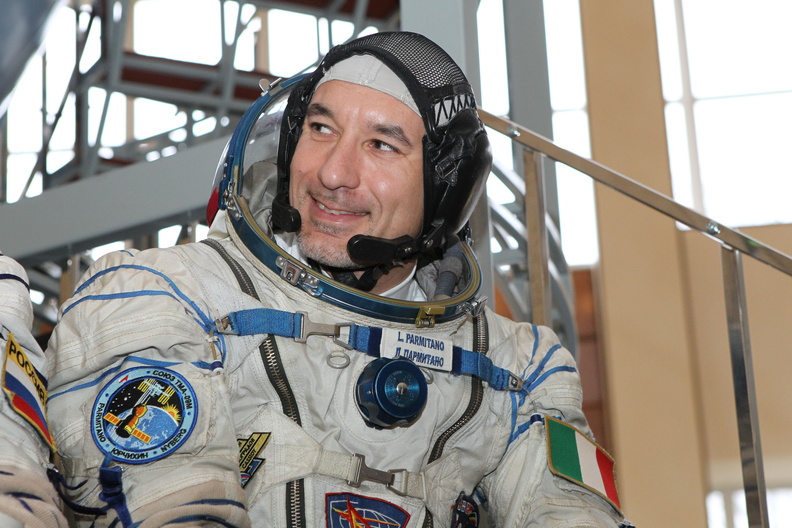 Flight Engineer Luca Parmitano Flashes a Smile - 8696167649_89729f82f1_o.jpg