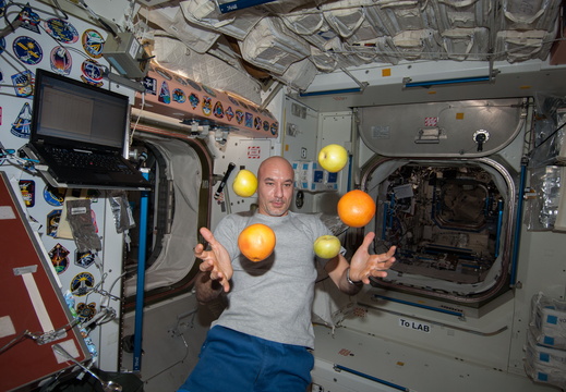 Astronaut Luca Parmitano With Fresh Fruits - 9414665821 f4d7becc12 o