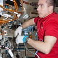 Astronaut Chris Cassidy and Marangoni Inside Experiment - 9417433718_8a725f2088_o.jpg