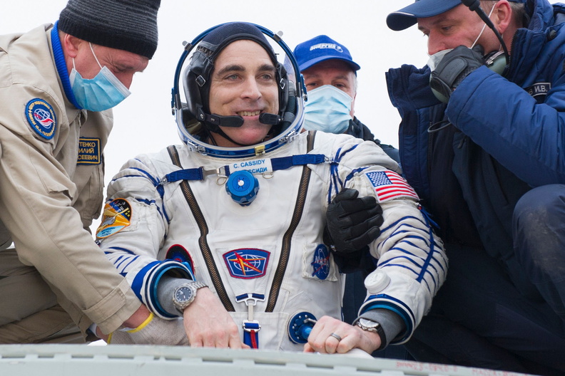 astronaut-chris-cassidy-is-helped-out-of-the-soyuz-ms-16-spacecraft_50521038791_o.jpg