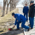 chris-cassidy-of-nasa-lays-flowers-at-the-site-where-the-tree-bearing-the-name-of-yuri-gagarin-is-planted_49704636062_o.jpg