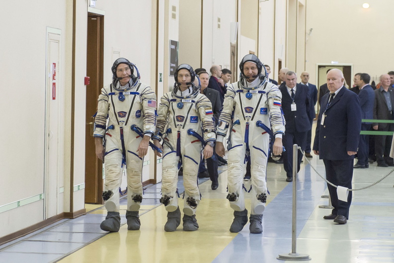 expedition-63-backup-crewmembers-arrive-for-soyuz-qualification-exams_49648022873_o.jpg