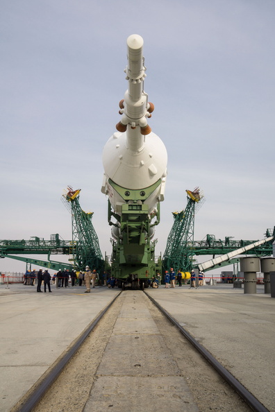 the-soyuz-ms-16-spacecraft-and-its-booster-are-raised-to-a-vertical-position-at-the-site-31-launch-pad_49742558431_o.jpg