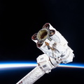 the-tip-of-the-canadarm2-robotic-arm_50427938456_o.jpg