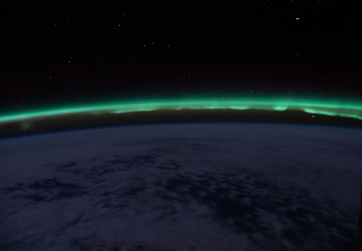 the-aurora-australis-hovers-above-the-earths-horizon 49778677806 o