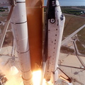 close-up-sts-107-launch_16085788627_o.jpg