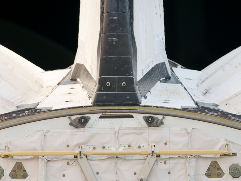 STS134-E-05231
