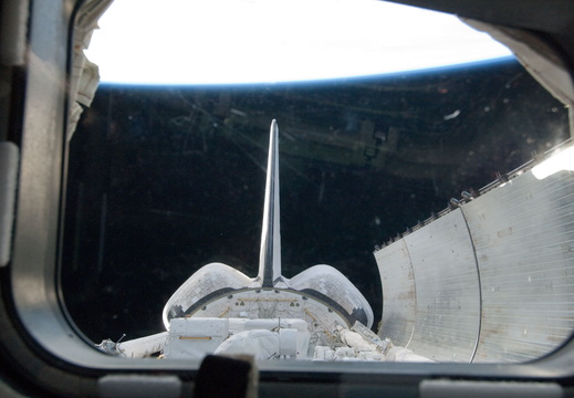 STS134-E-05315
