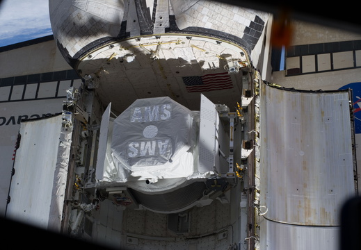 STS134-E-07373