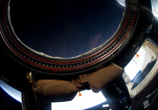 STS134-E-12678