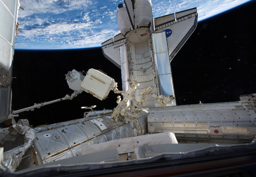 STS134-E-07446