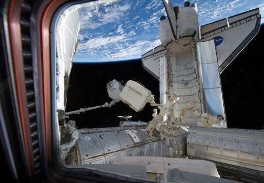 STS134-E-07444